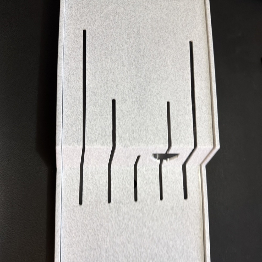 Cutco #1742 Knife Wall Mount White Rack Holder holds 5 Knives!